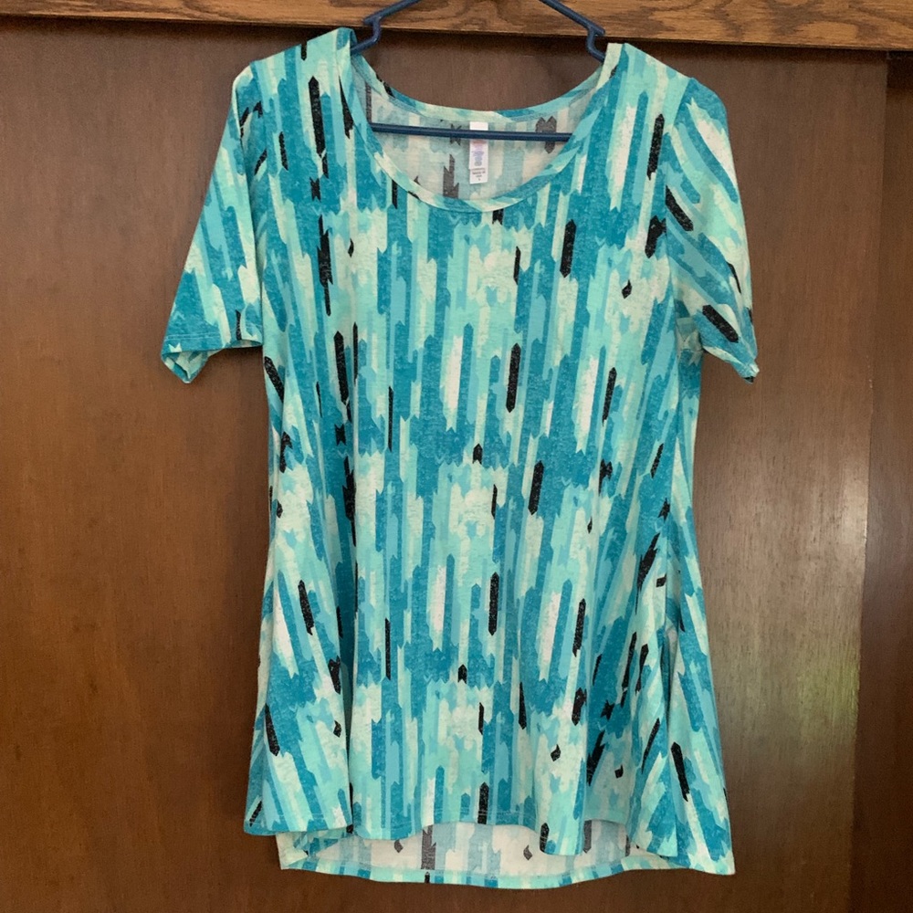 Lularoe perfect tee